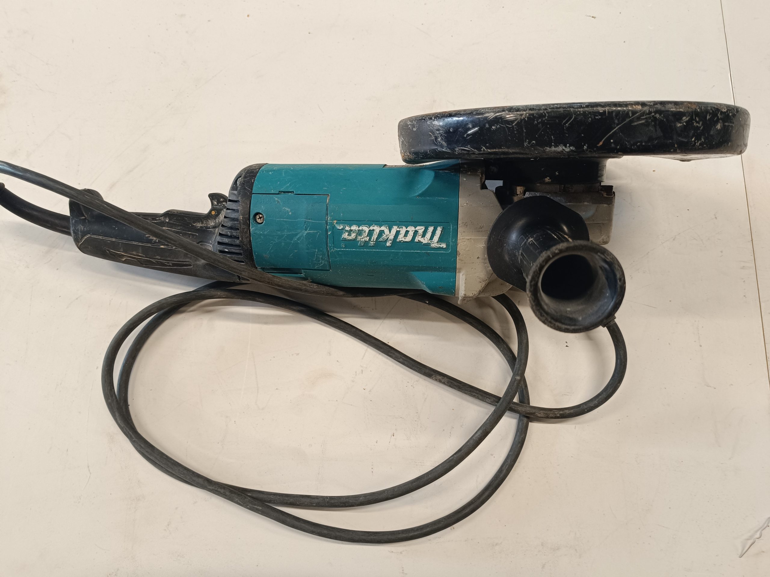 Disqueuse / meuleuse Makita occasion